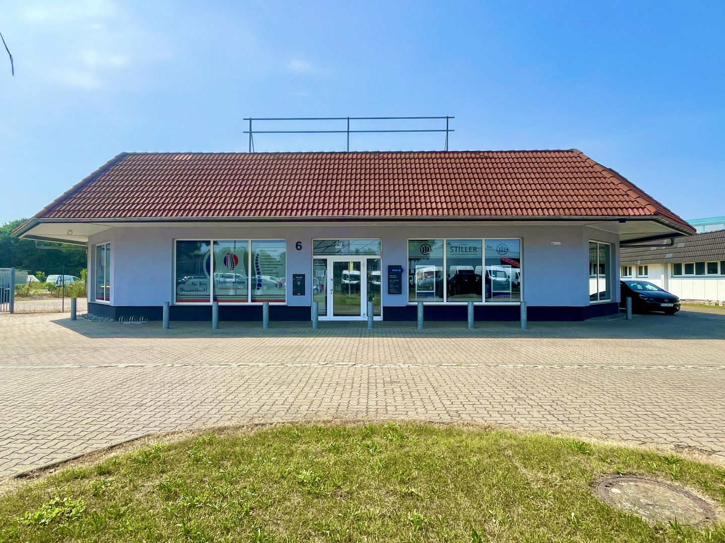 Spannende Gewerbe-Immobilie in Zerbster Toplage, Hochwertige Ausstattung & Langfristige Vermietung